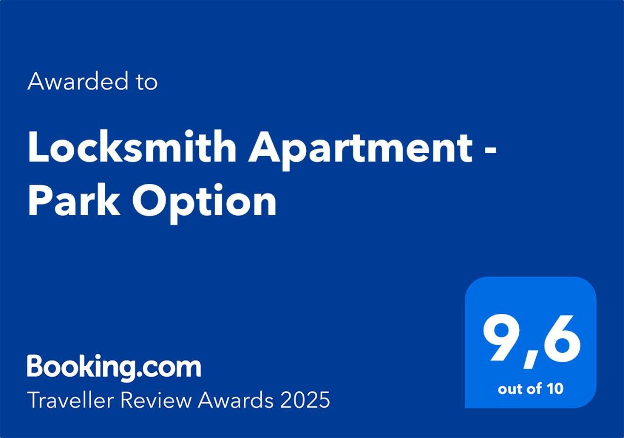 Locksmith Apartment - Park Option Sevilla Exteriér fotografie
